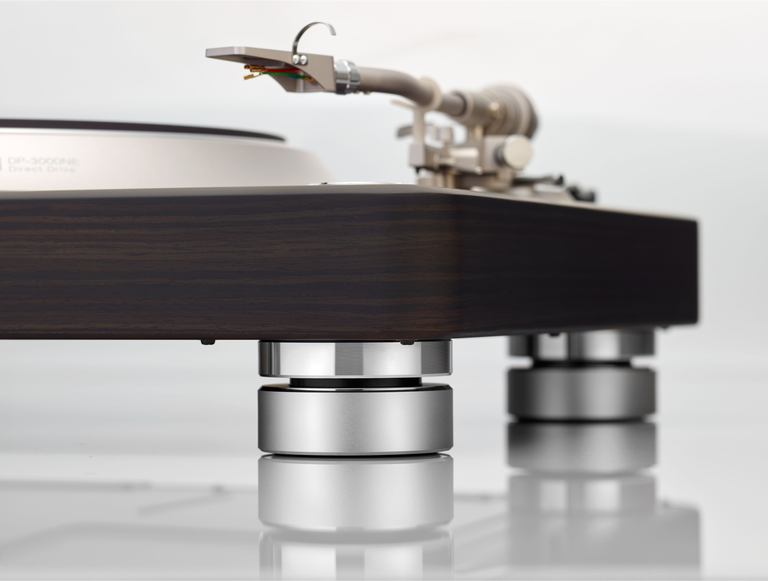 Denon DP 3000NE MEM Turn Table alternate view 6