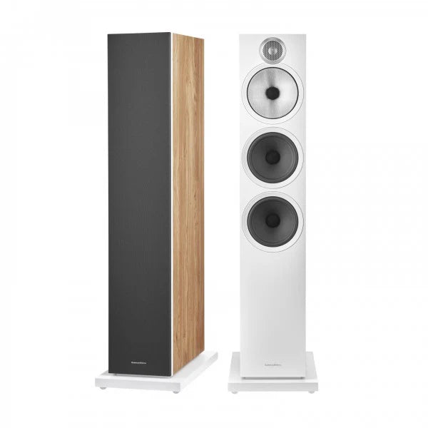 Bowers & Wilkins 603 S3 Floorstander in Oak finish pair view