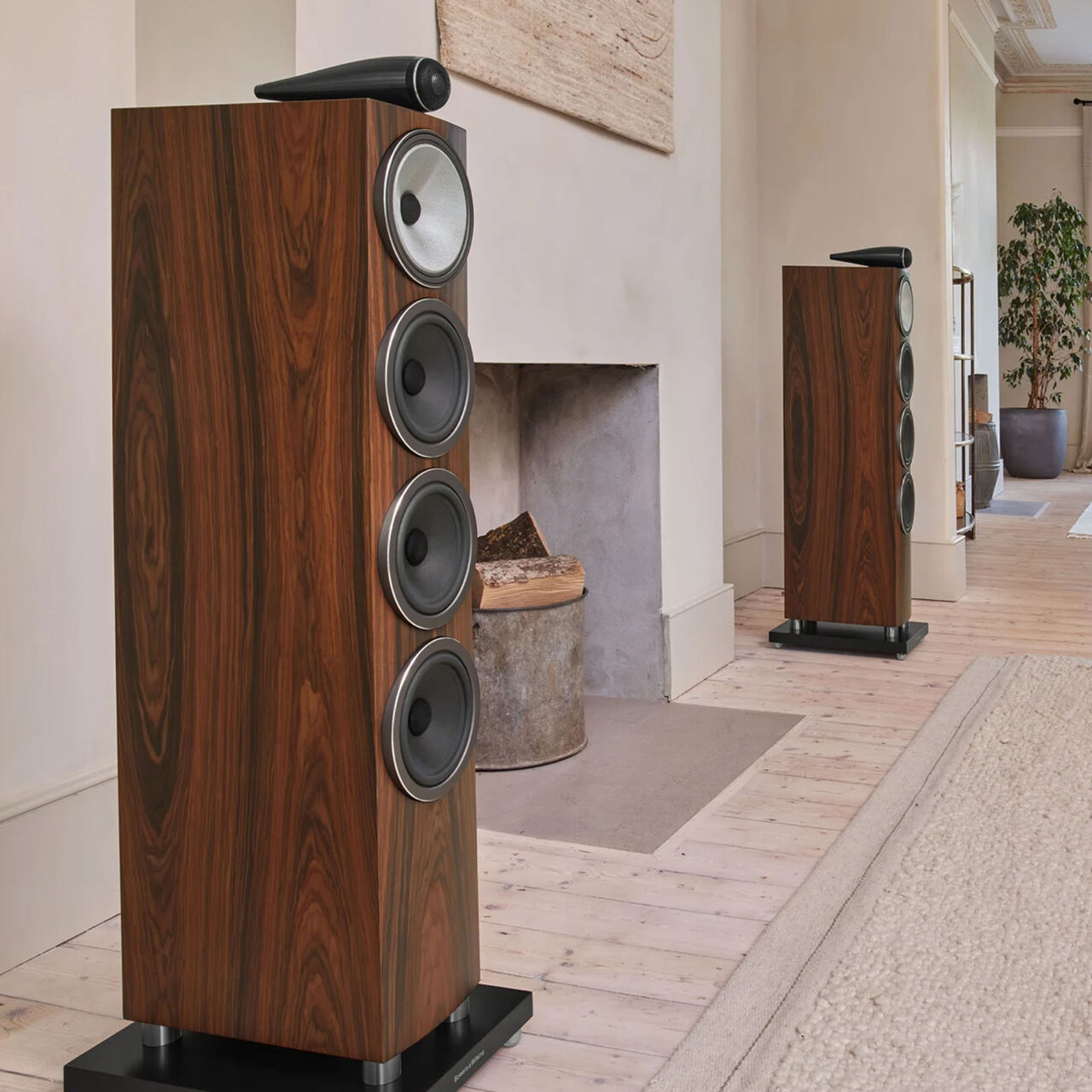 Bowers & Wilkins 702 S3 Floorstander (pair) alternate view 5