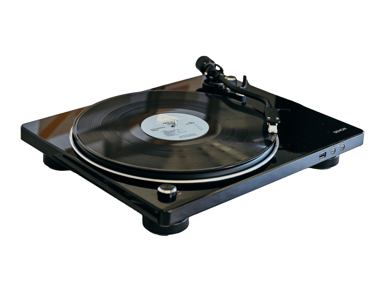 Denon DP 450USB Turntable in black side view