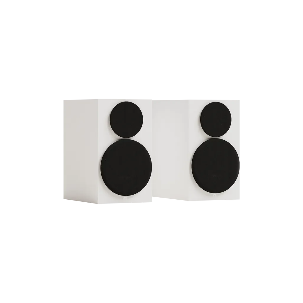 Monitor Audio Gold 50 Bookshelf speaker in Satin White finish with grille