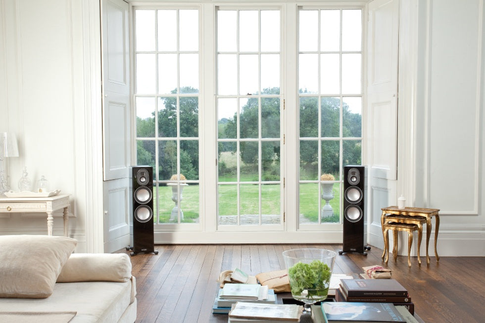 Monitor Audio Gold 300 5G speaker alternate view 4